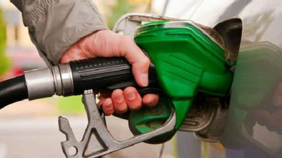 اسحاق جهانگیری، اصلاح قیمت بنزین