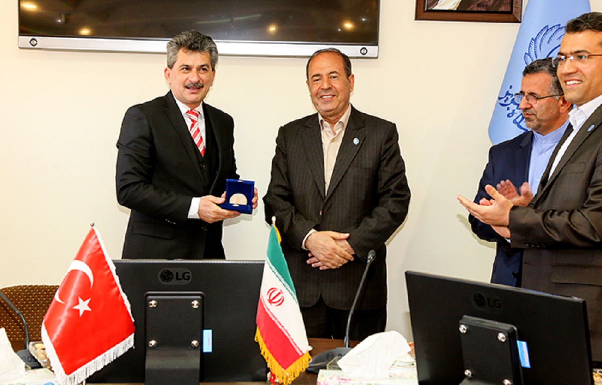 راه‌های توسعه همکاری دانشگاهی بین ایران و ترکیه