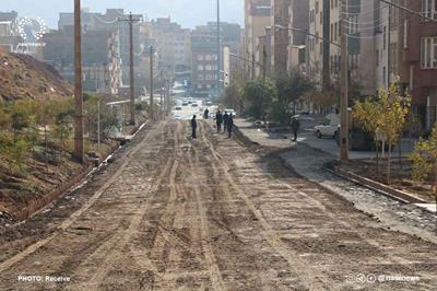 عملیات زیرسازی آسفالت در خیابان شهید ولی پور باغمیشه شروع شد