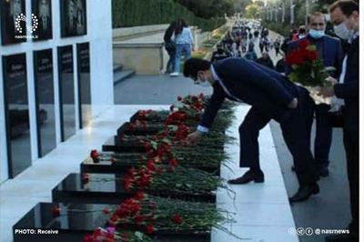سفیر ایران در باکو در مراسم گرامیداشت روز پرچم حضور یافت