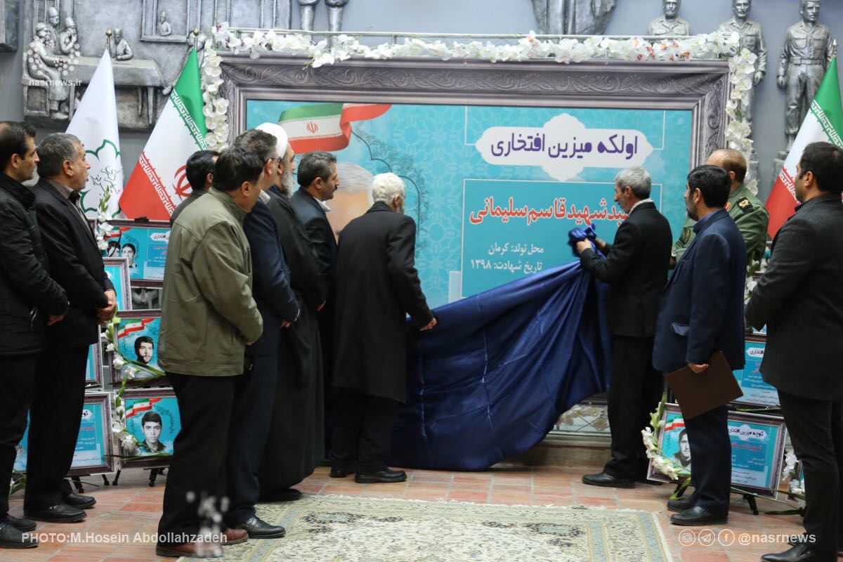 تصاویر | نصب تابلوهای طرح کوچه میزین افتخاری در تبریز