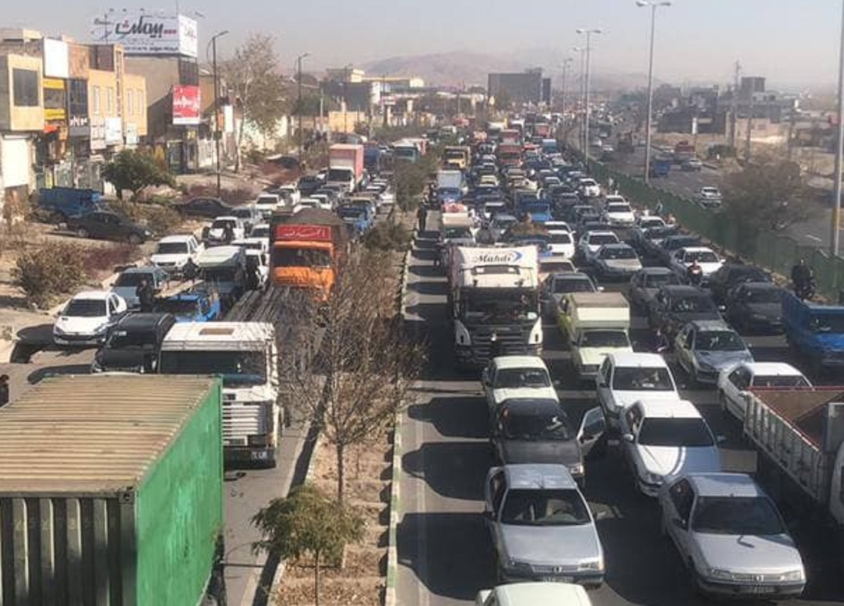 فیلم | جاده ترانزیتی تهران-تبریز مسدود شد