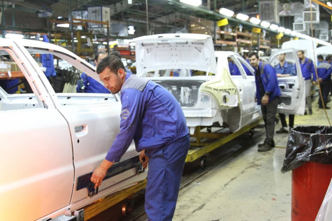 کارگران ایران خودرو