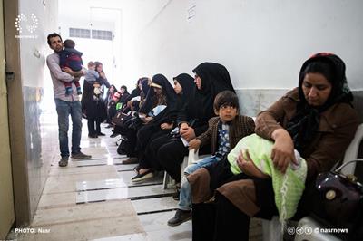 مراکز درمانی تبریز مملو از بیمار / صف های طاقت فرسای آنفلوآنزا