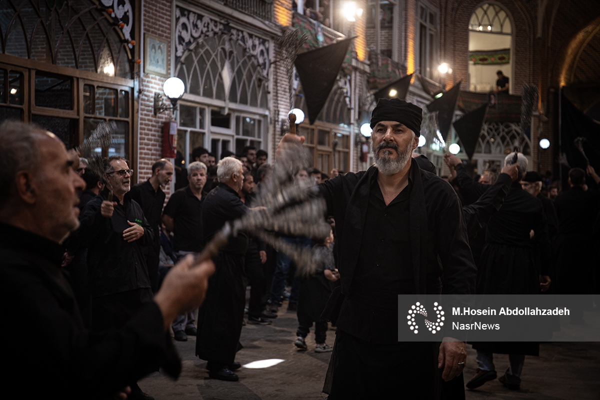 تصاویر | عزاداران عاشورا در بازار تاریخی تبریز