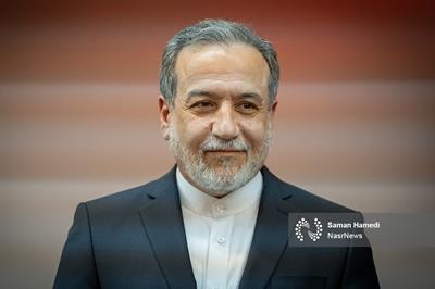  پرچم دیپلماسی را هیچ‌وقت زمین نگذاشتیم/ مذاکره با دیکته کردن متفاوت است