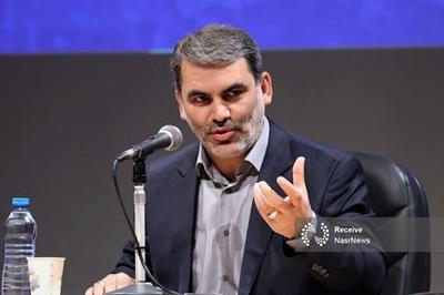 پزشکیان رگ خواب مجلس را می‌داند/ پرونده‌های باز زیادی داریم/ می‌ترسیم به موضوع بنزین و نان نزدیک شویم