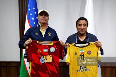 تراکتور با لباس زرد به دیدار نسف قارشی می‌رود