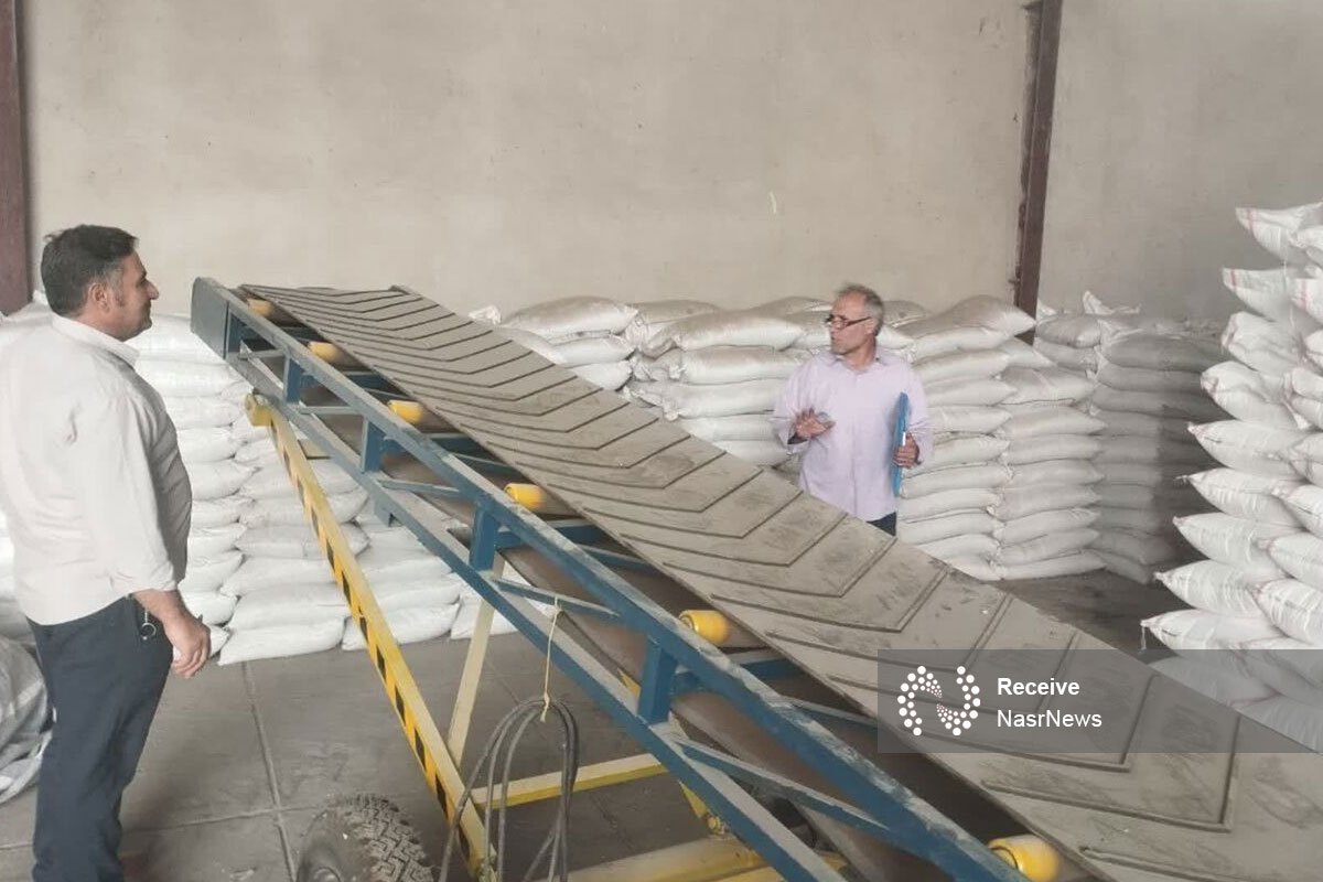 هشت هزار تن کود پاییزی بین کشاورزان هشترودی توزیع شد