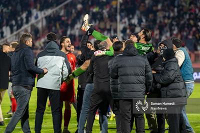 تصاویر | صعود تراکتور در نبرد نفس‌گیر با پرسپولیس