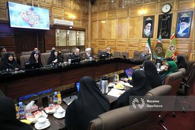 فرمانده کل ارتش: دفاع از میهن بدون حضور آگاهانه زنان، امکان تحقق ندارد