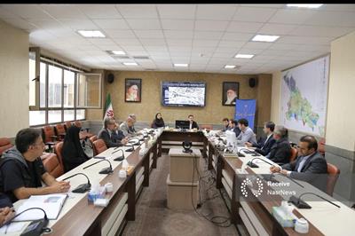تشکیل کارگروه ویژه سرویس مدارس و برنامه‌ریزی برای نوسازی ناوگان حمل و نقل دانش‌آموزی در آذربایجان شرقی