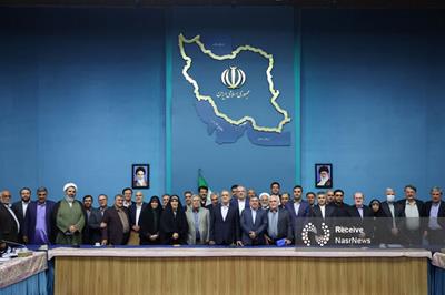 پزشکیان: در مذاکرات از اصول خود عقب‌نشینی نمی‌کنیم