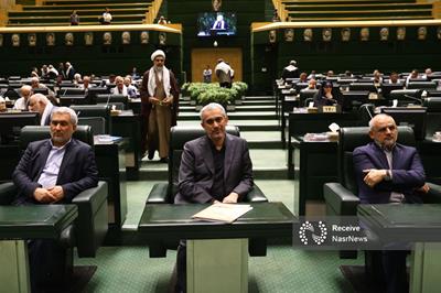 مدنی‌ زاده وزیر اقتصاد شد