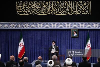 مسئولان باید با قوت و روحیه کامل به کار خود ادامه دهند