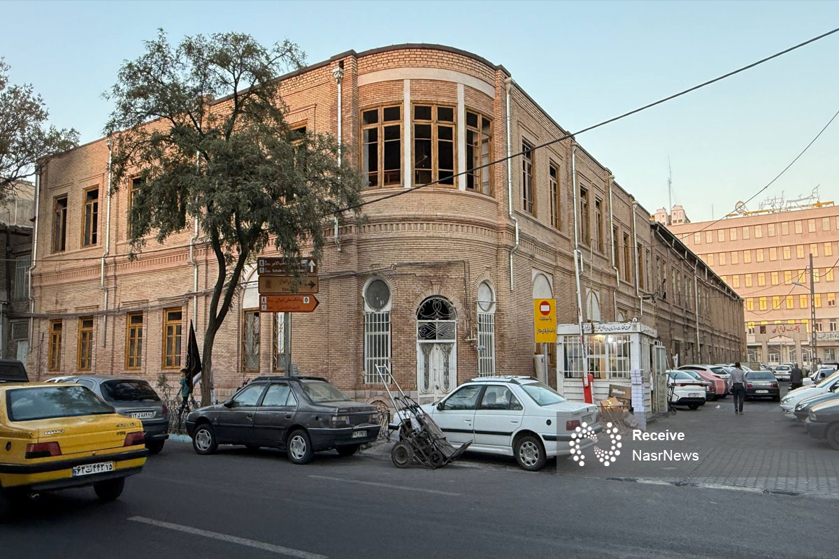 داربست‌ها از بنای تاریخی «دارالفنون تبریز» برداشته شد؛ پایان مرمت جداره مدرسه مظفری + فیلم