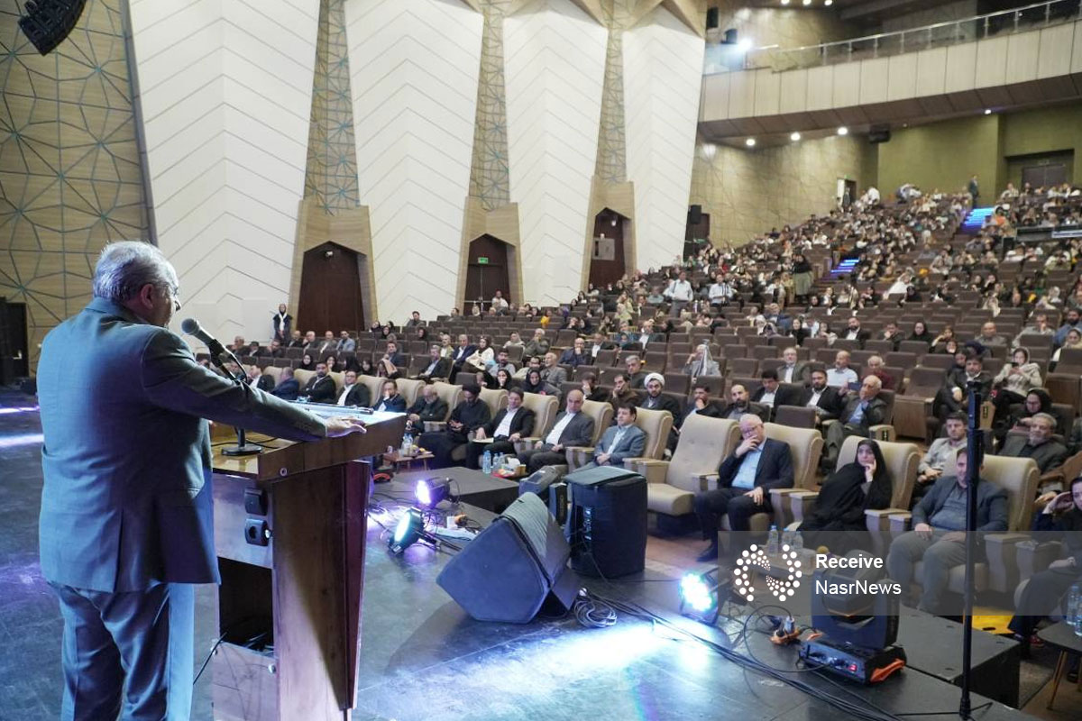 گردهمایی مهر برای بیمارانی که چشم‌انتظارند | تجلیل از خبرنگار نصر