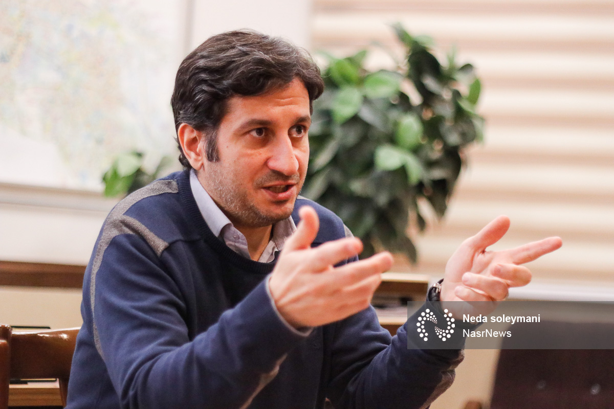 آذربایجان شرقی یکی از ۱۰ قطب غذا و داروی کشور/ فعالیت ۹۰۰ داروخانه در استان 