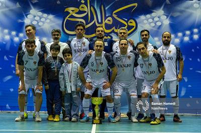 تصاویر | پنجمین دوره مسابقات فوتسال کانون وکلای دادگستری آذربایجان شرقی