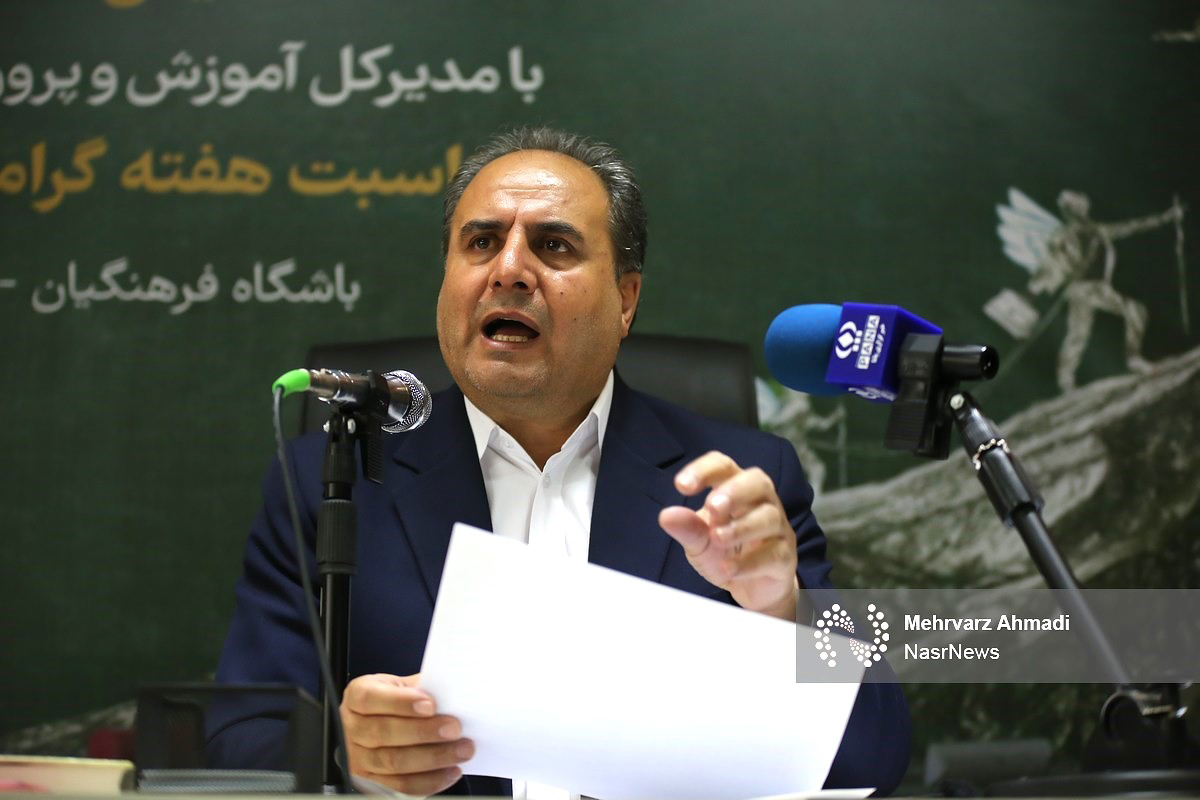تصاویر | نشست خبری مدیرکل آموزش و پرورش آذربایجان شرقی