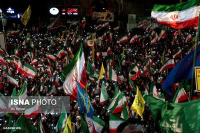  تیم دیپلماسی نیازمند پشتیبانی در تجمعات شبانه تا پیروزی نهایی است