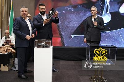 کفش دست‌ دوز نقره‌ در تبریز رونمایی شد