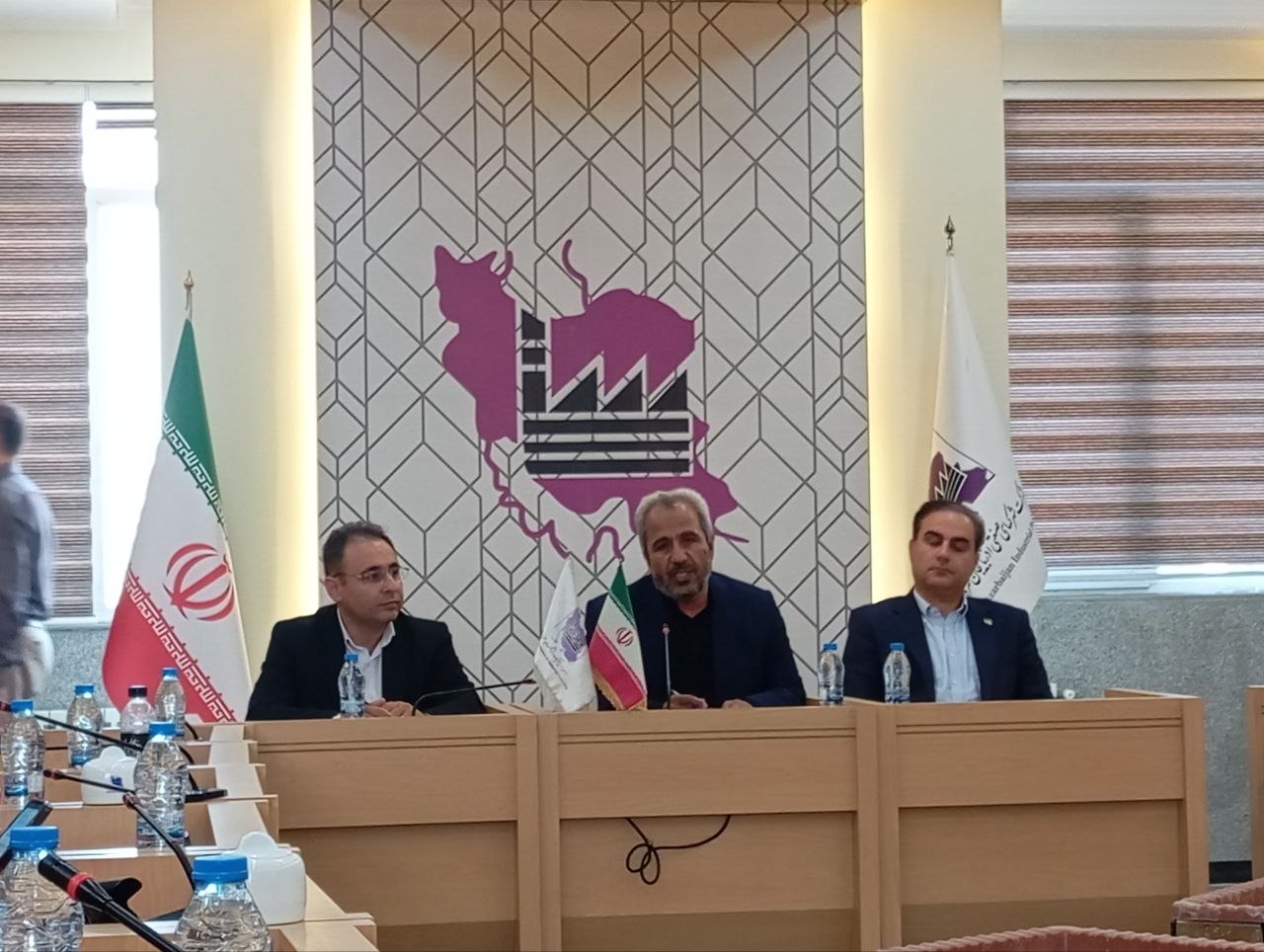 ۴۱۶۱ واحد صنعتی در آذربایجان‌ شرقی فعال است/ رتبه دوم کشور در جذب سرمایه‌گذاری شهرک‌های صنعتی