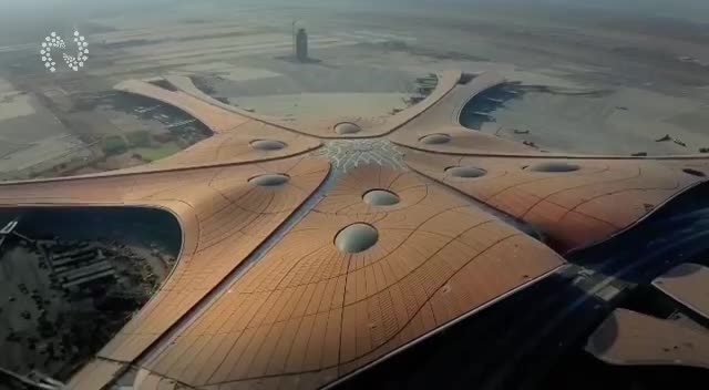 فیلم| افتتاح بزرگترین فرودگاه جهان در پکن